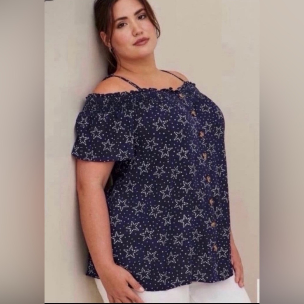 Torrid Smocked Cold Shoulder Top Size 2X New